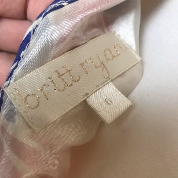 {Britt Ryan} Printed One Shoulder Silk Top Size 6 - Picture 6 of 6